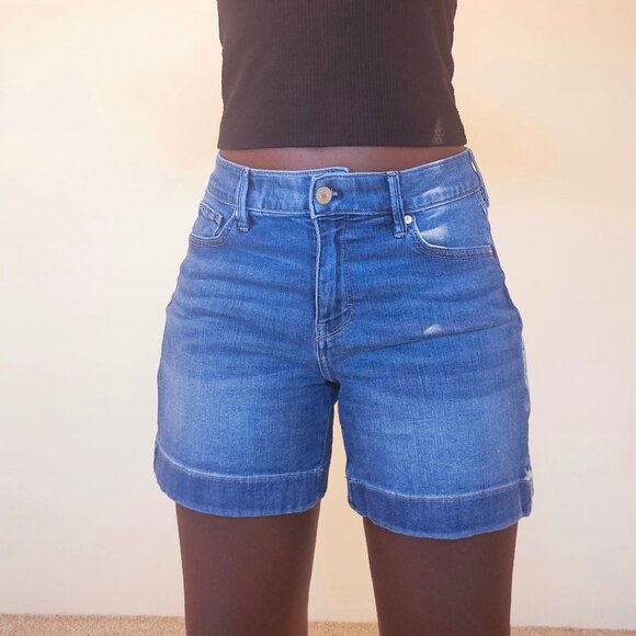 Blue jeans shorts for women - Picture 1 of 5